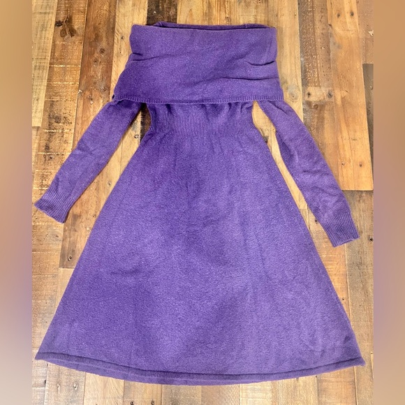 BCBGMaxAzria Dresses & Skirts - 💜 BCBGMAXAZRIA Off Shoulder Sweater Dress | XS